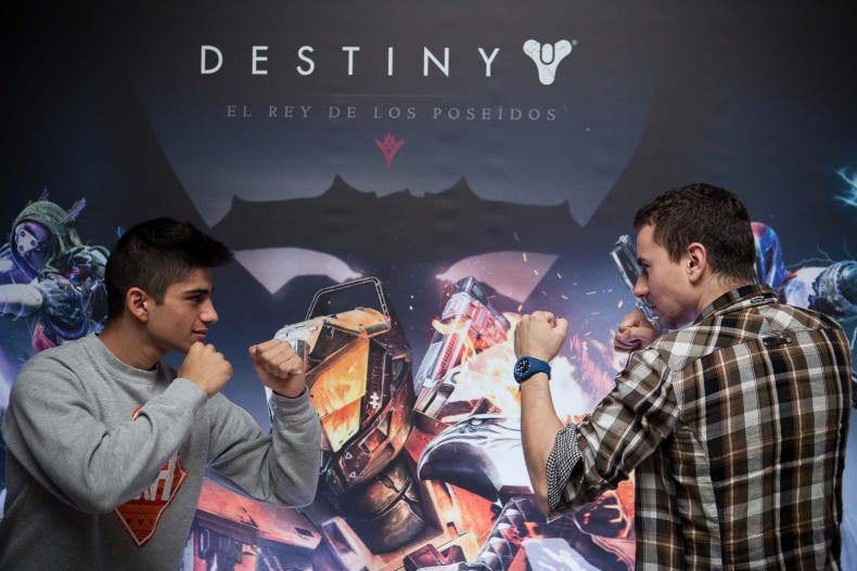 Jorge Lorenzo se apunta a las carreras de Colibríes en Destiny: El Rey de los Poseídos