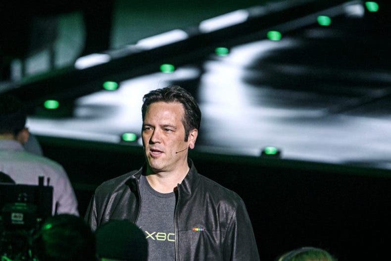 Phil Spencer no cree que Sony ceda al cross-play y confía en Xbox One S