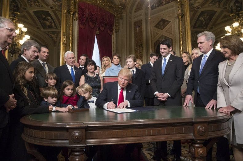 Microsoft toma medidas contra la política migratoria de Trump