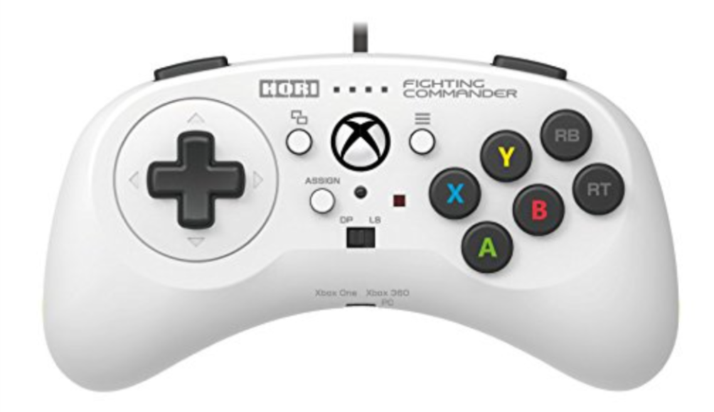 Xbox One presenta un nuevo mando enfocado a los juegos de lucha 101