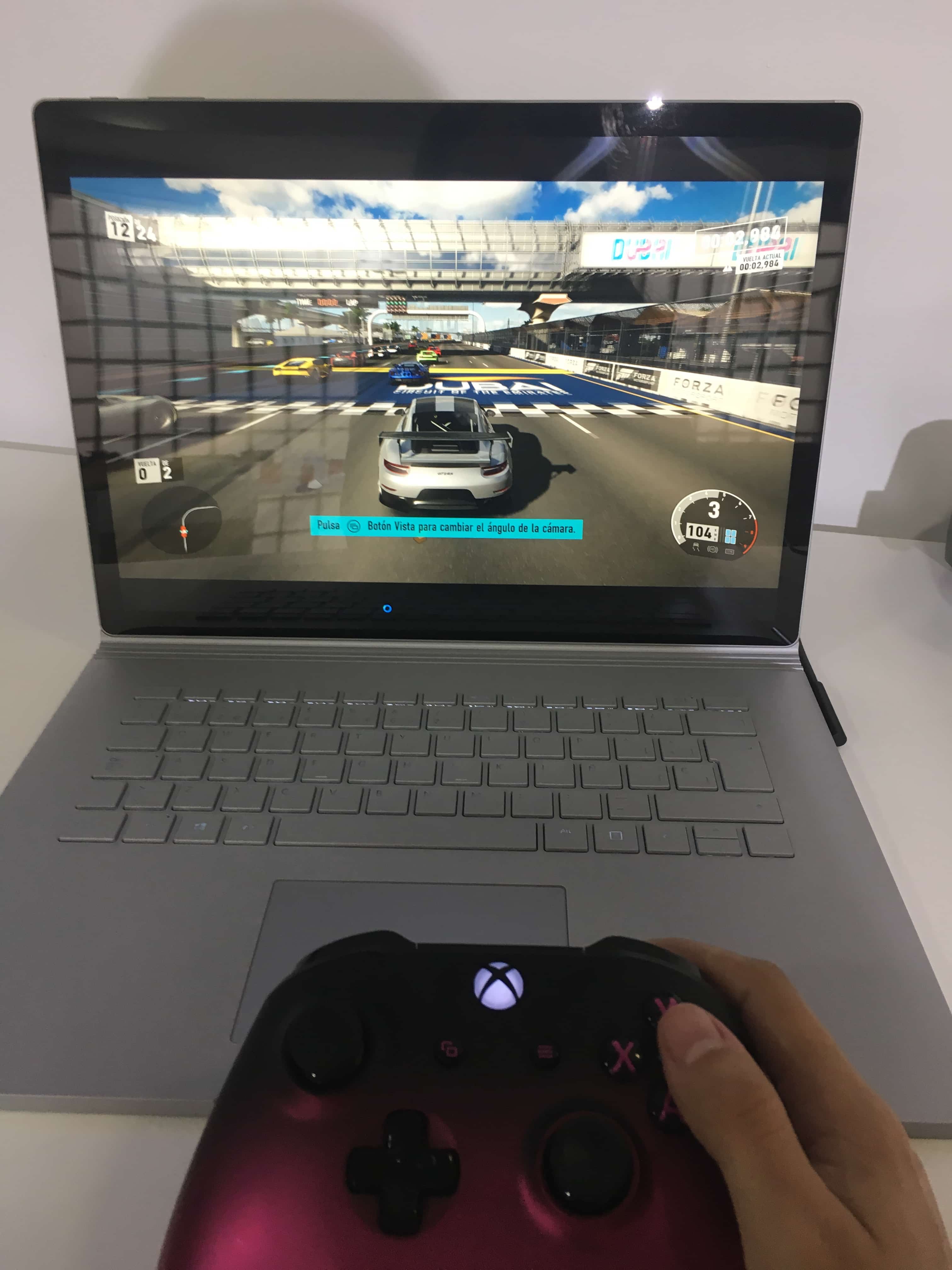 Impresiones de Surface Book 2 con juegos de Xbox One 113