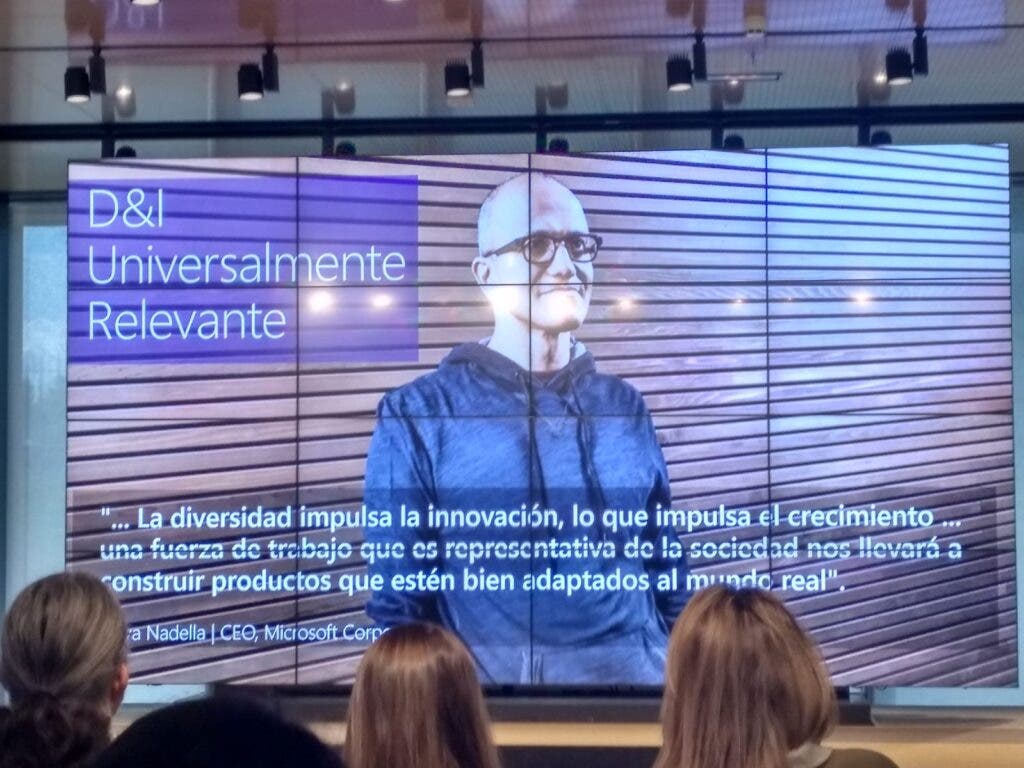 Microsoft nos enseña a enseñar jugando en el EduGameDay 112