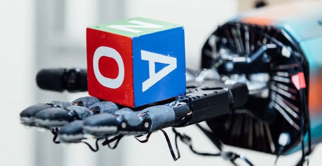 Microsoft invertirá 1.000 millones de dólares en OpenAI, de Elon Musk 107