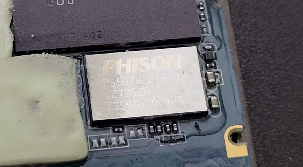 Así son por dentro las tarjetas de expansión de Xbox Series X|S 108