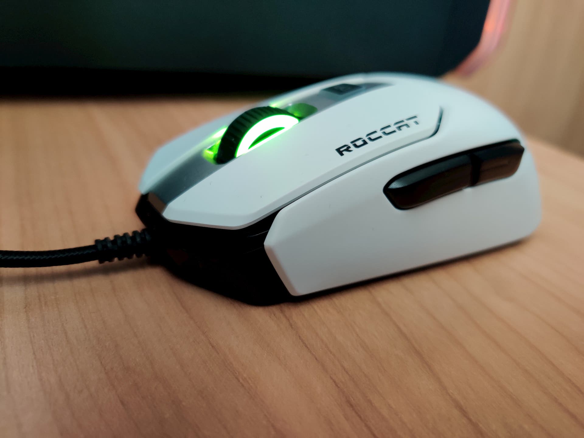 Análisis del ROCCAT Kain 122 AIMO 109