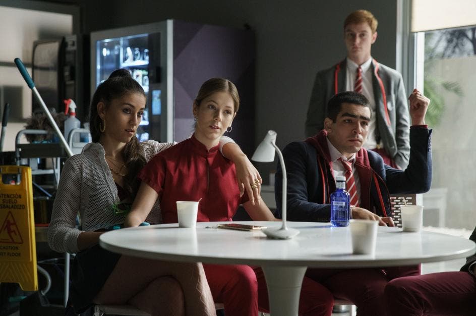 Élite anuncia la fecha de estreno de su cuarta temporada con nuevas imágenes 111