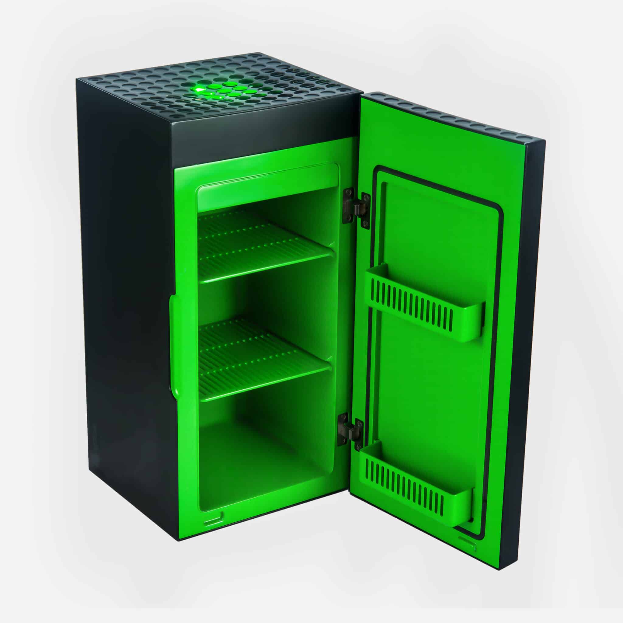 Xbox Series X mini fridge inside