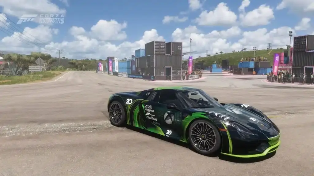 Reclama este Porsche del 20 aniversario de Xbox