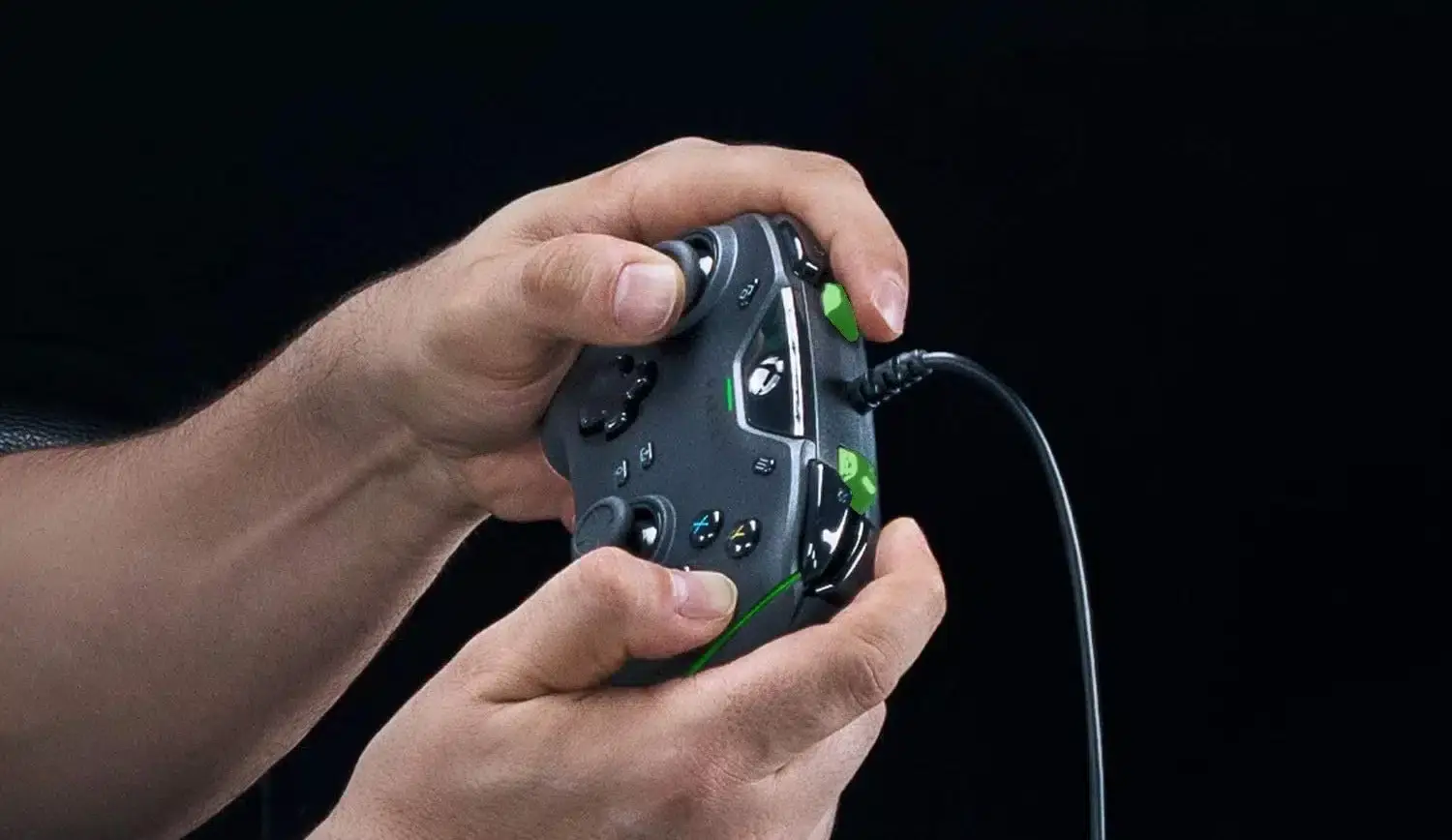 Empieza la semana de Black Friday, y Amazon rebaja uno de los mandos Pro para Xbox de Razer, a un precio ideal de 75 euros 102