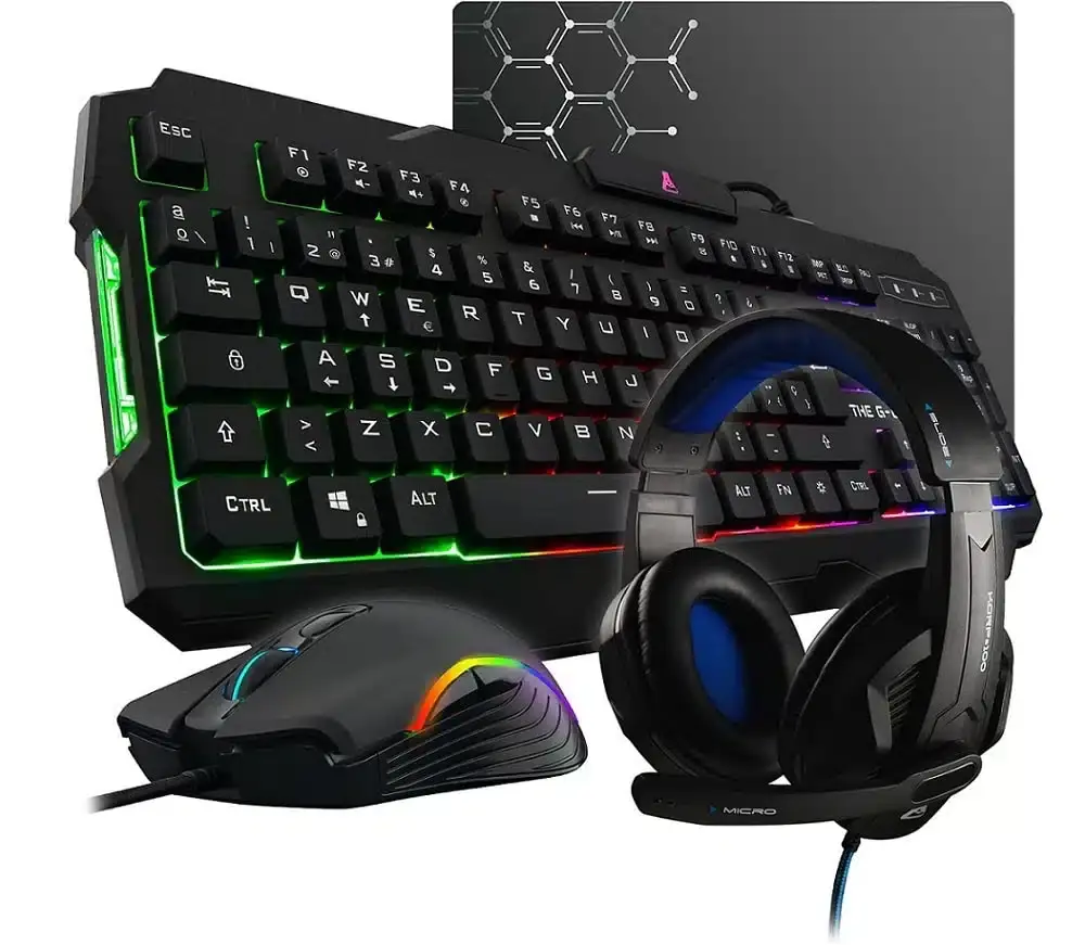 Un kit ideal para gamers y un regalo barato: ratón, teclado, cascos y alfombrilla por solo 35 euros 103