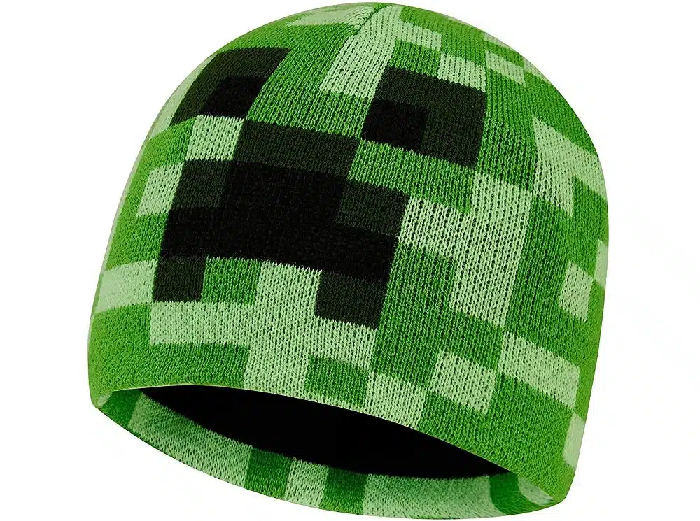 Hay quien dice que es para niños, pero solo los verdaderos fans de Minecraft saben que este es el gorro definitivo 107