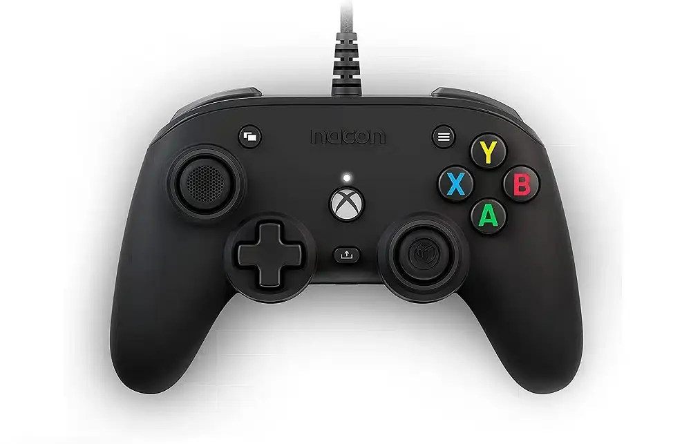 El mando Nacon Pro Compact para Xbox diseñado para manos pequeñas: por 50 euros y con una calidad tremenda 107