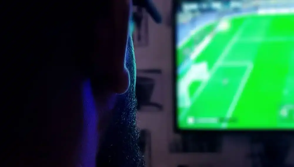 Cómo ahorrar espacio en tu set-up gaming 112