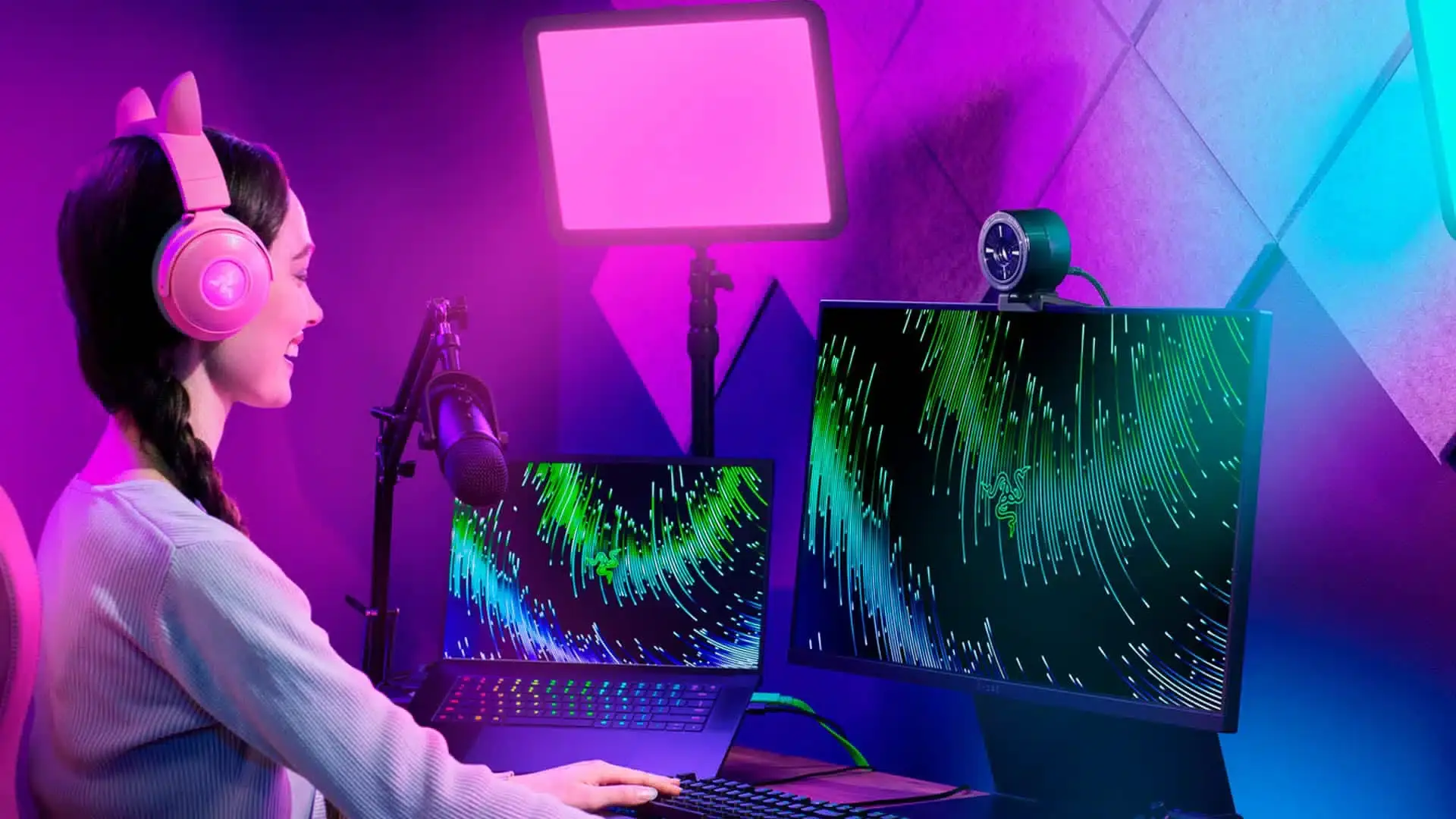 Razer presenta su nueva webcam Kiyo Pro Ultra 107
