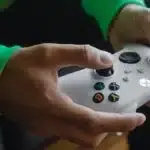 ¡De risa! Un desarrollador opina que los fans de Xbox son bots y usuarios pagados por Microsoft 106
