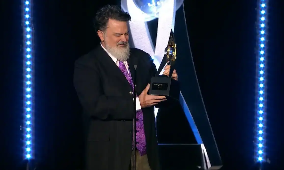 Tim Schaffer llega al Hall of Fame de los DICE Awards