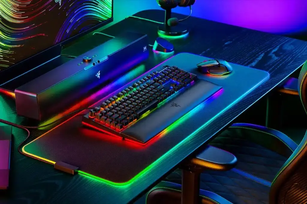 Disfruta del control e inmersión total con el nuevo teclado Razer BlackWidow V4 Pro 143 Disfruta del control e inmersión total con el nuevo teclado Razer BlackWidow V4 Pro