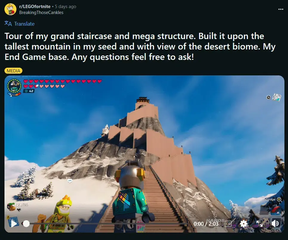 Un ingenioso jugador de LEGO Fortnite construye un gran castillo en lo más alto de todo su mundo