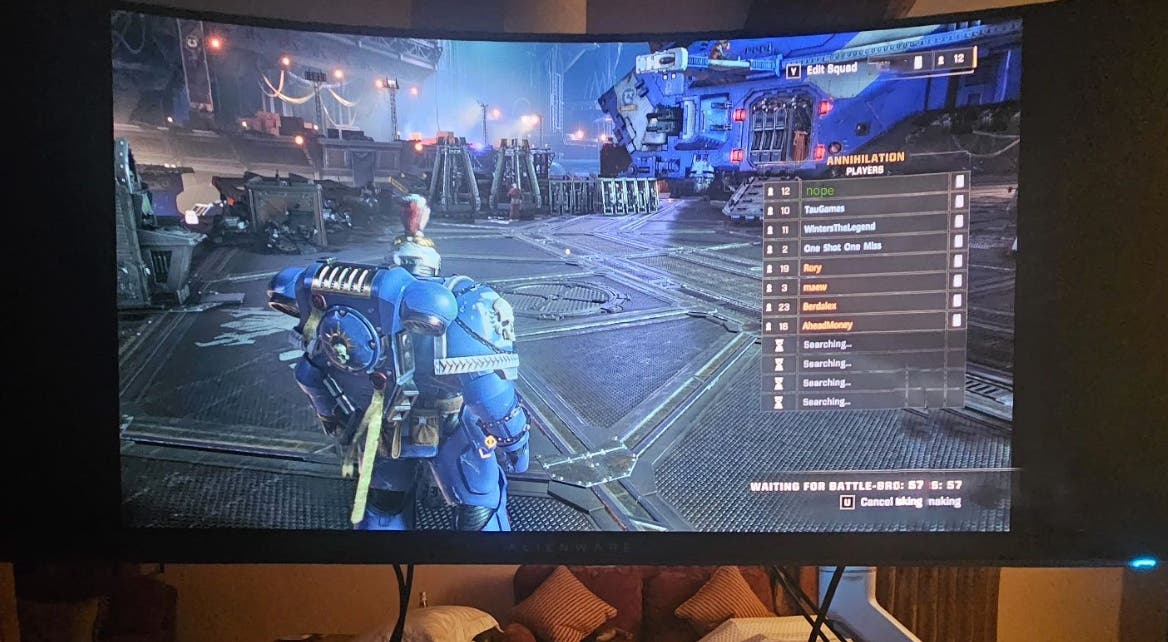 "Este juego es la ostia": El protagonista de la futura serie de Warhammer está alucinando con Space Marine 2 140 "Este juego es la ostia": El protagonista de la futura serie de Warhammer está alucinando con Space Marine 2 110